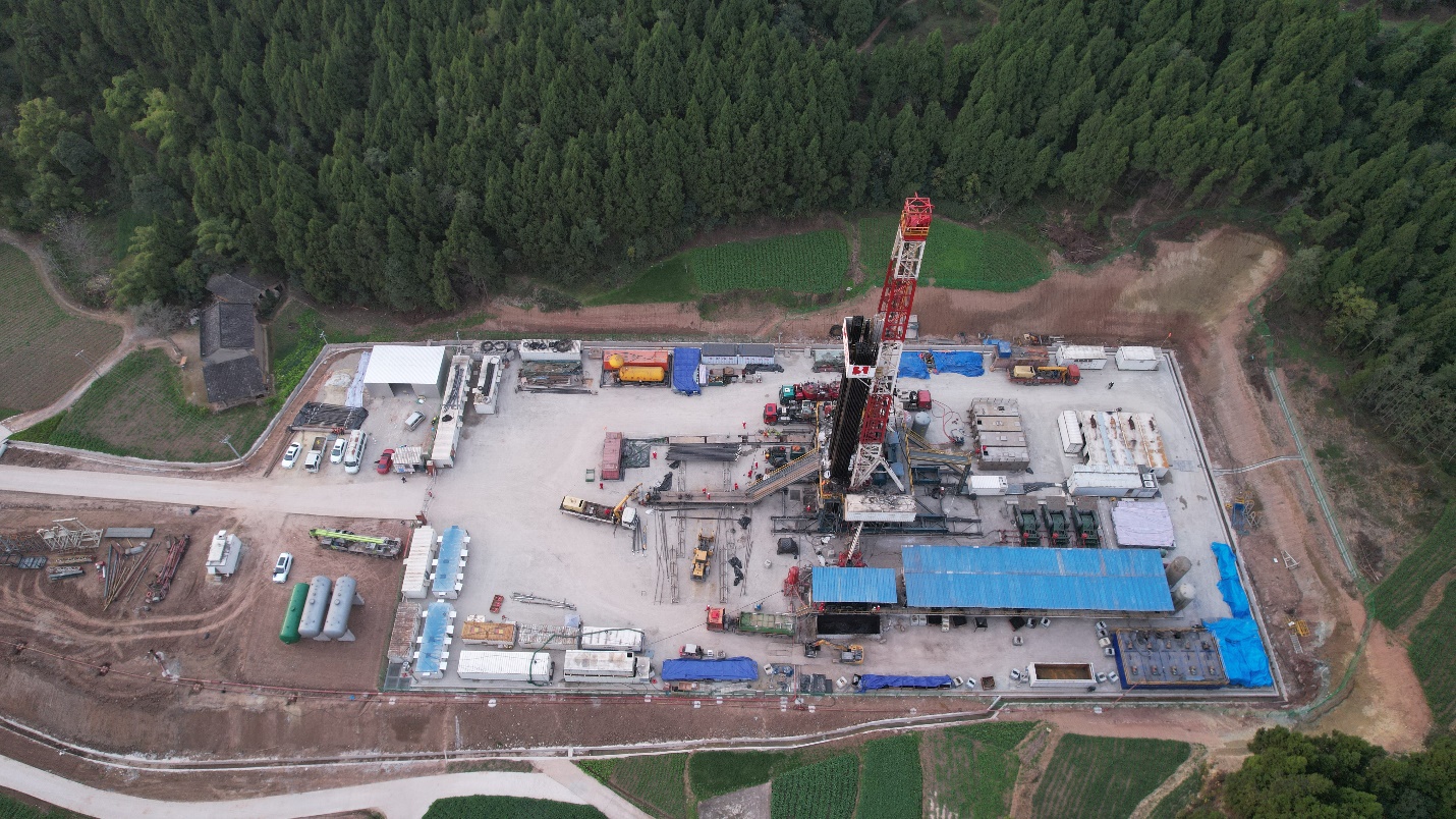 1703843185485175.jpg 洛克石油八角場(chǎng)氣田全年產(chǎn)量創(chuàng)新高,同比增長(zhǎng)超50%.jpg